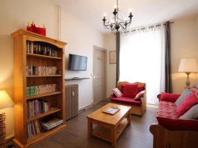 Appartement T3 au Mont-Dore, Centre, 3 étoiles, balcon, ascenseur, WIFI, proche Thermes et navette ski - FR-1-608-17